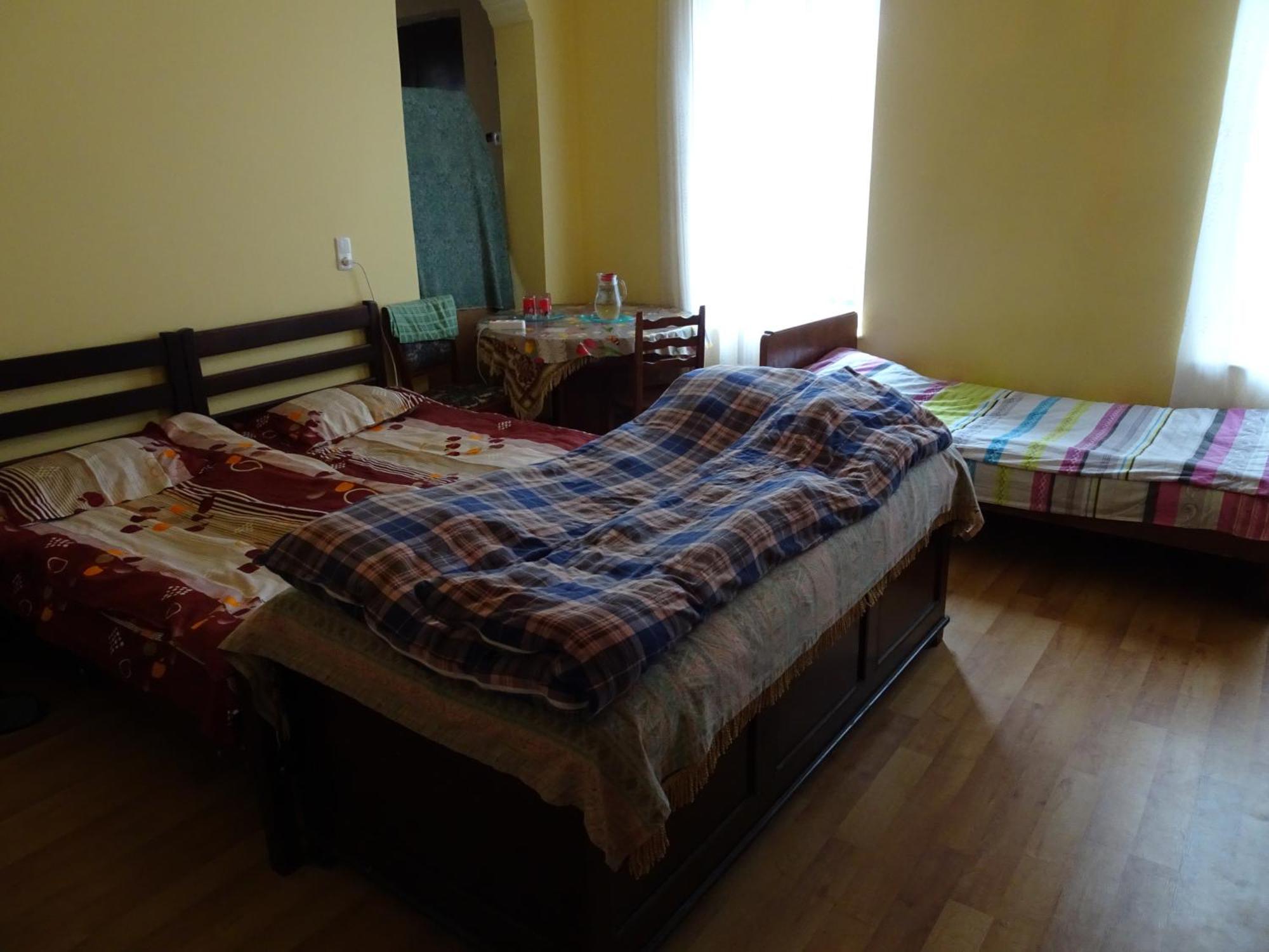 Medico And Suliko Guest House Kutaisi Esterno foto